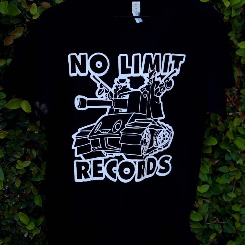 NO LIMIT RECORDS BLACK GRAPHIC HIP HOP LABEL TSHIRT WITH WHITE LETTERS